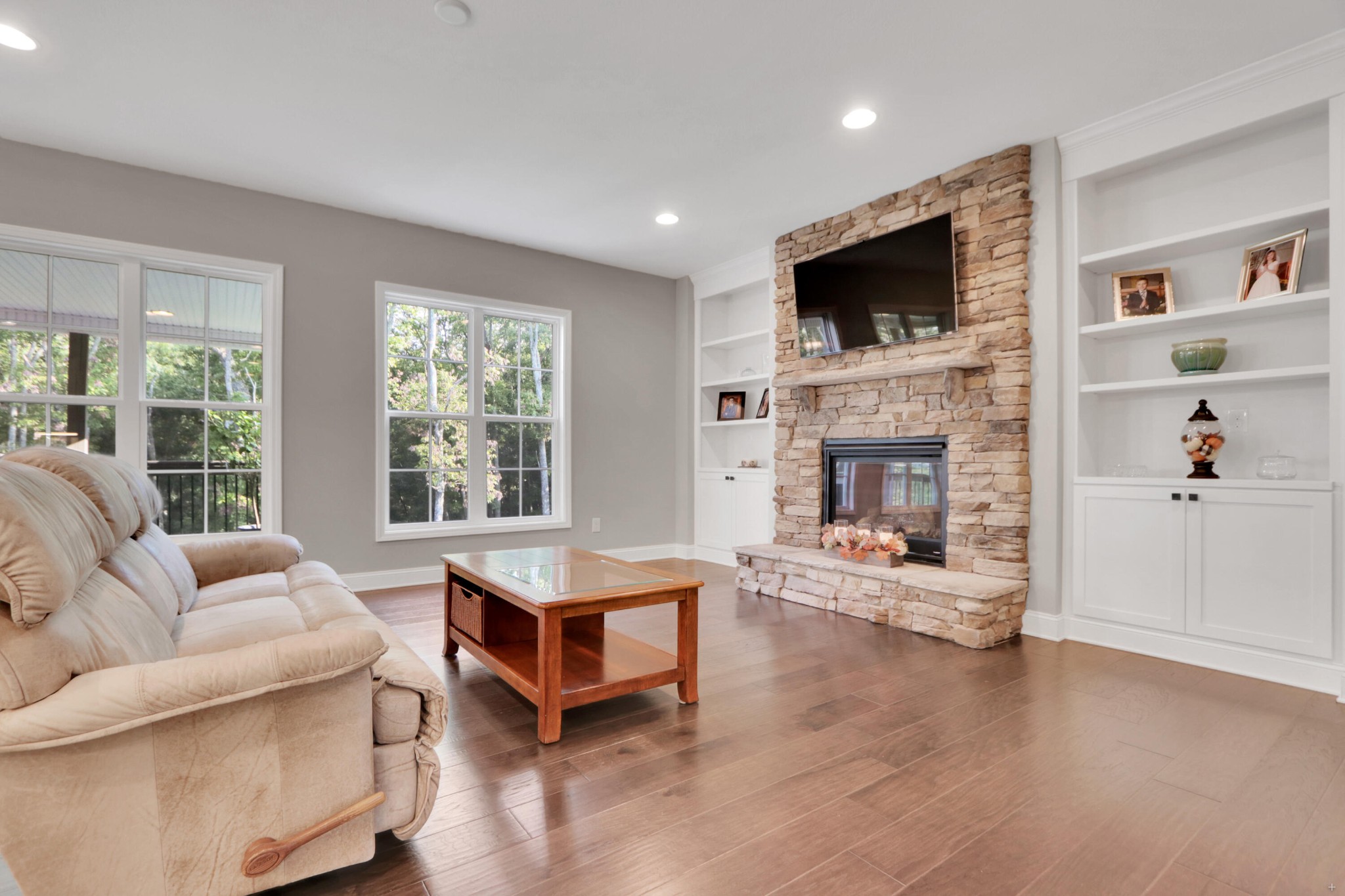 2132 Mystic Ridge Road Knoxville, TN 37922 - Photo 4 of 40 Gallery Image 4