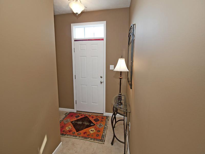 270 Maple Ridge Drive Canonsburg, PA 15317 - Photo 2 of 23 Entry/Foyer.