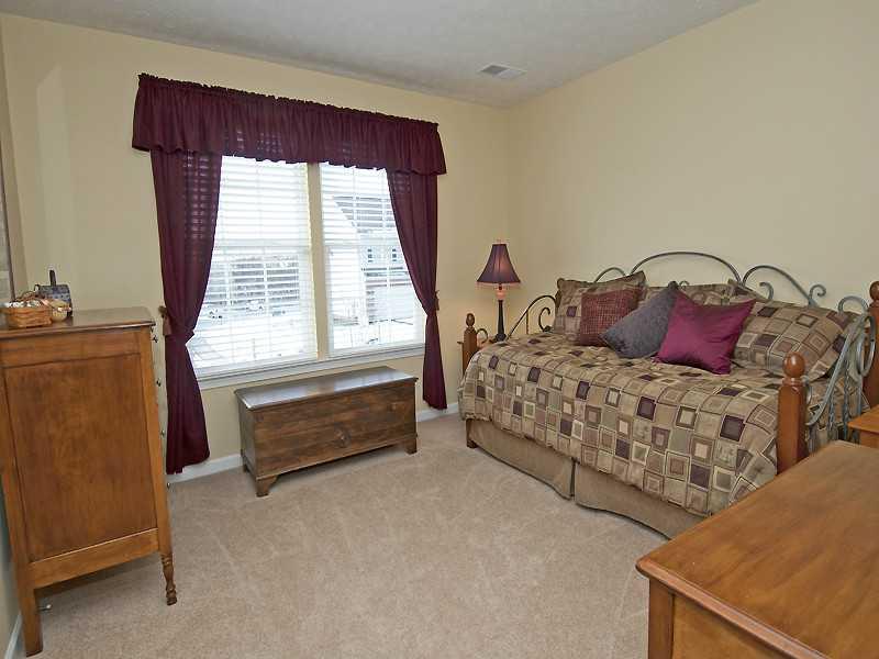270 Maple Ridge Drive Canonsburg, PA 15317 - Photo 16 of 23 Bedroom.