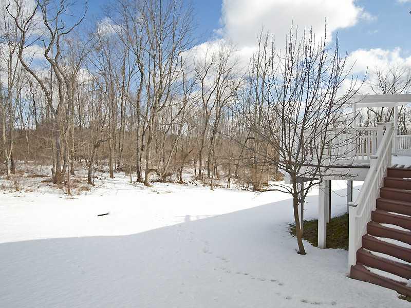 270 Maple Ridge Drive Canonsburg, PA 15317 - Photo 23 of 23 Yard/Garden.