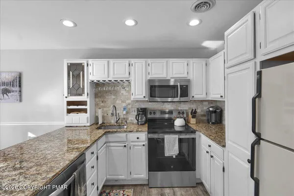 $379,000 | 102 Laurelwoods Drive, Lake Harmony, PA 18624