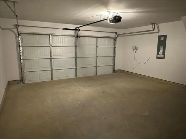 $2,340 | 2009 Sesaro Drive, Aubrey, TX 76227