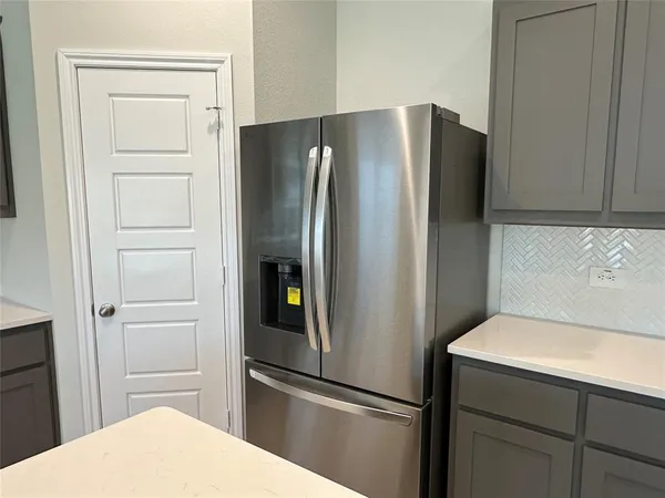 $2,340 | 2009 Sesaro Drive, Aubrey, TX 76227