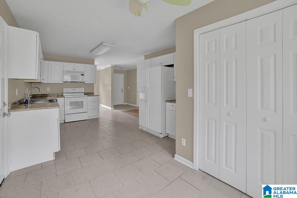 1836 Butler Road Alabaster, AL 35007 - Photo 15 of 21 Gallery Image 15