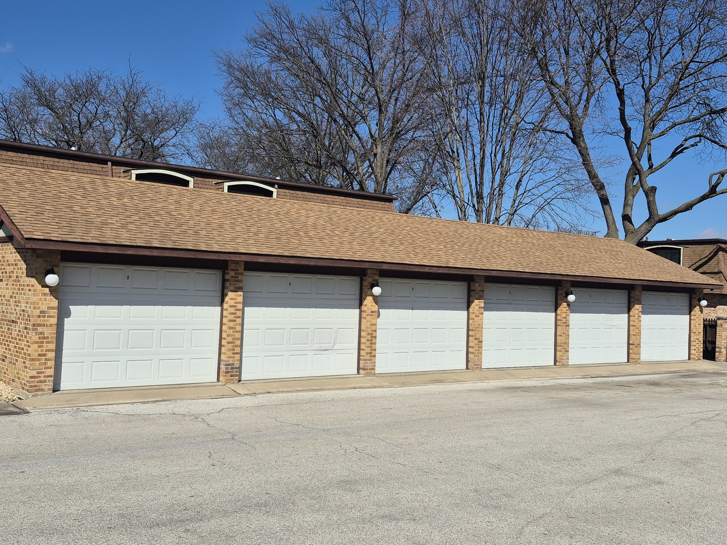 5715 Park Place, Unit J2 Crestwood, IL 60418 - Photo 2 of 28