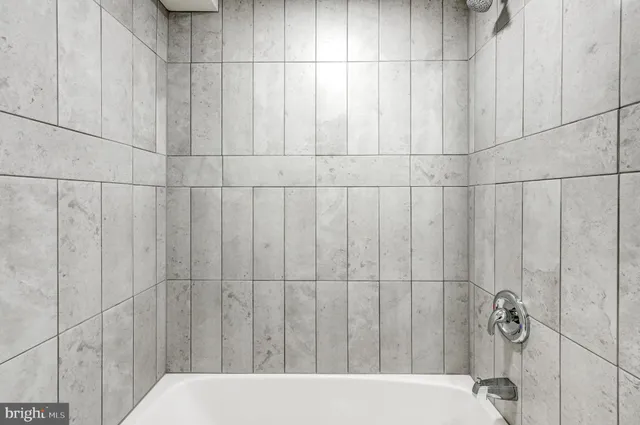 $2,100 | 804 A Oella Avenue, Ellicott City, MD 21043