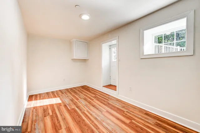 $2,100 | 804 A Oella Avenue, Ellicott City, MD 21043