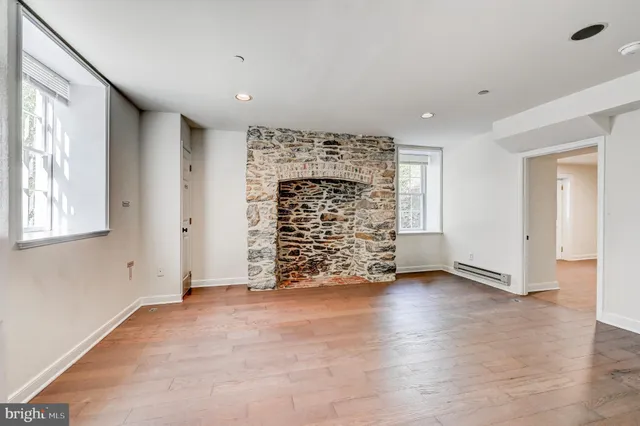 $2,100 | 804 A Oella Avenue, Ellicott City, MD 21043