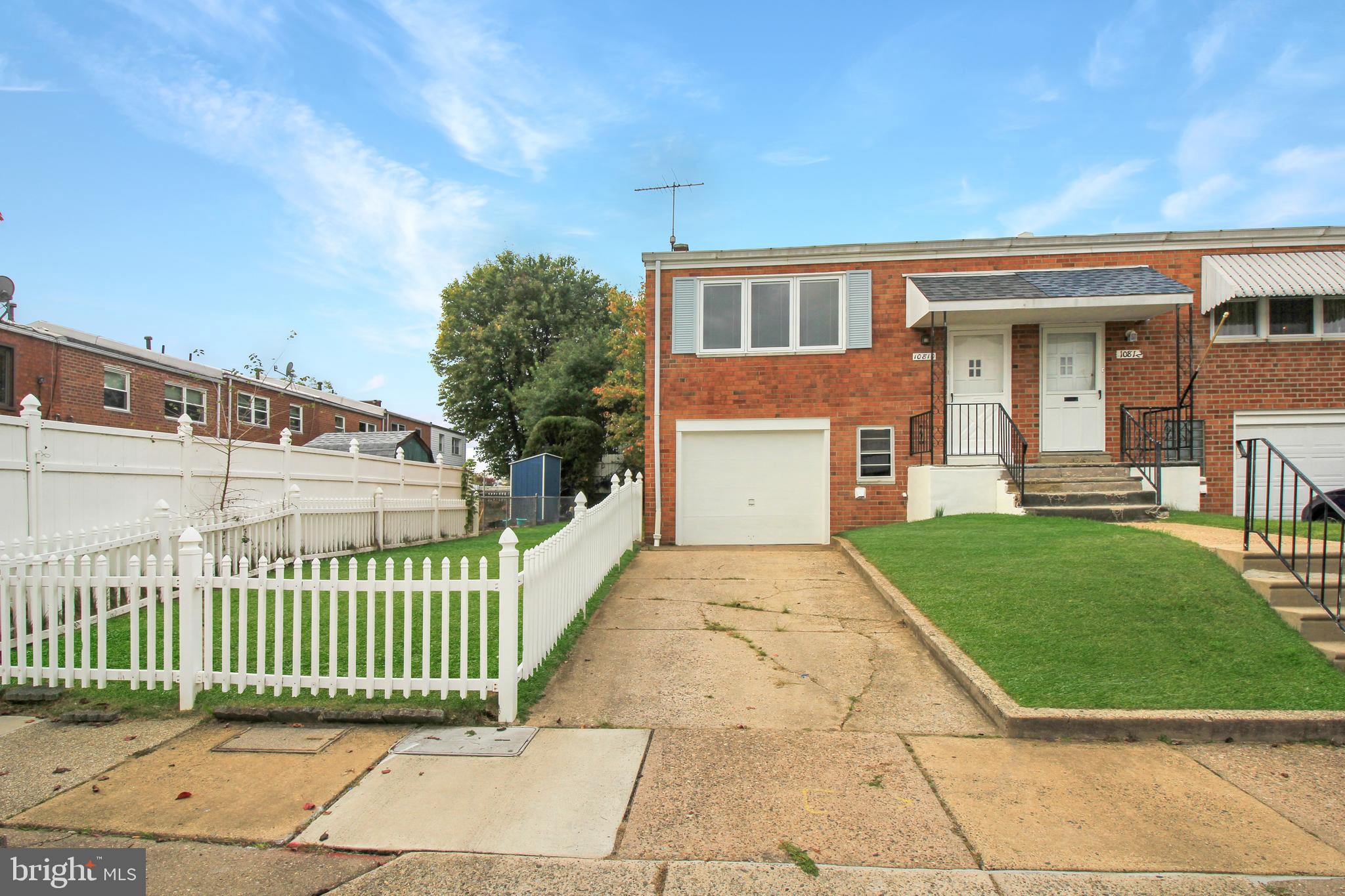 10810 Heflin Road Philadelphia, PA 19154 - Photo 2 of 32 Gallery Image 2