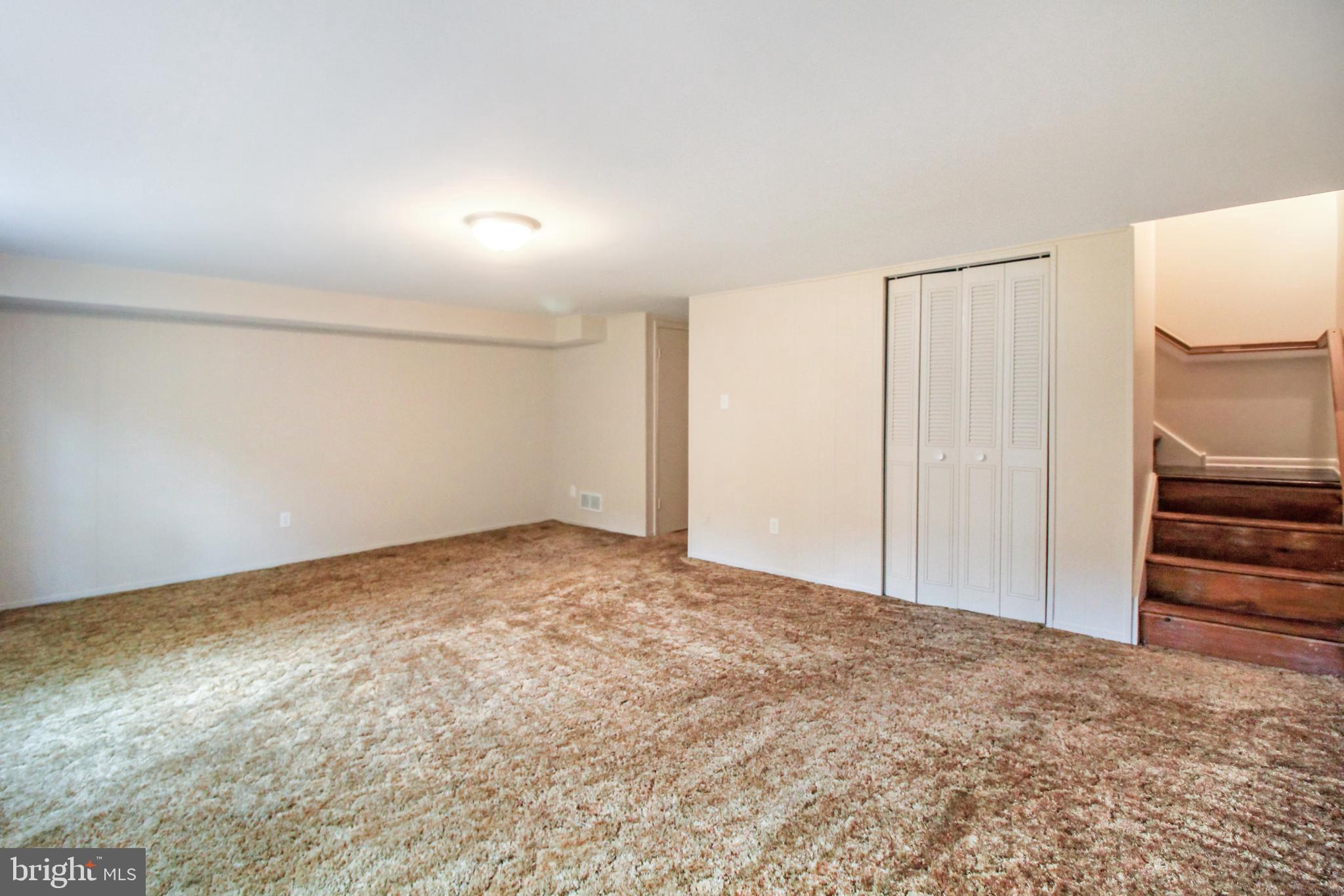 10810 Heflin Road Philadelphia, PA 19154 - Photo 24 of 32 Gallery Image 24