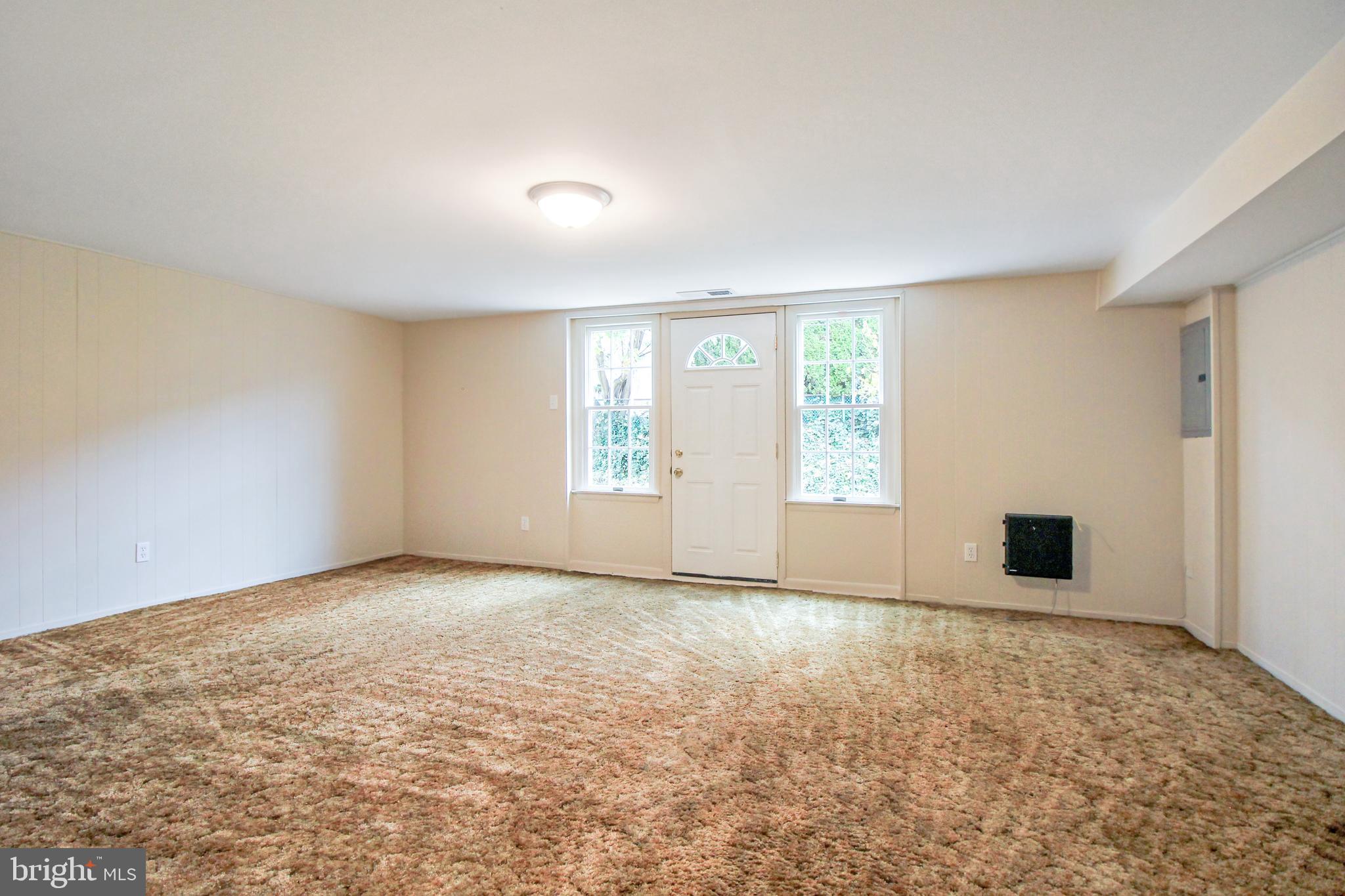 10810 Heflin Road Philadelphia, PA 19154 - Photo 25 of 32 Gallery Image 25