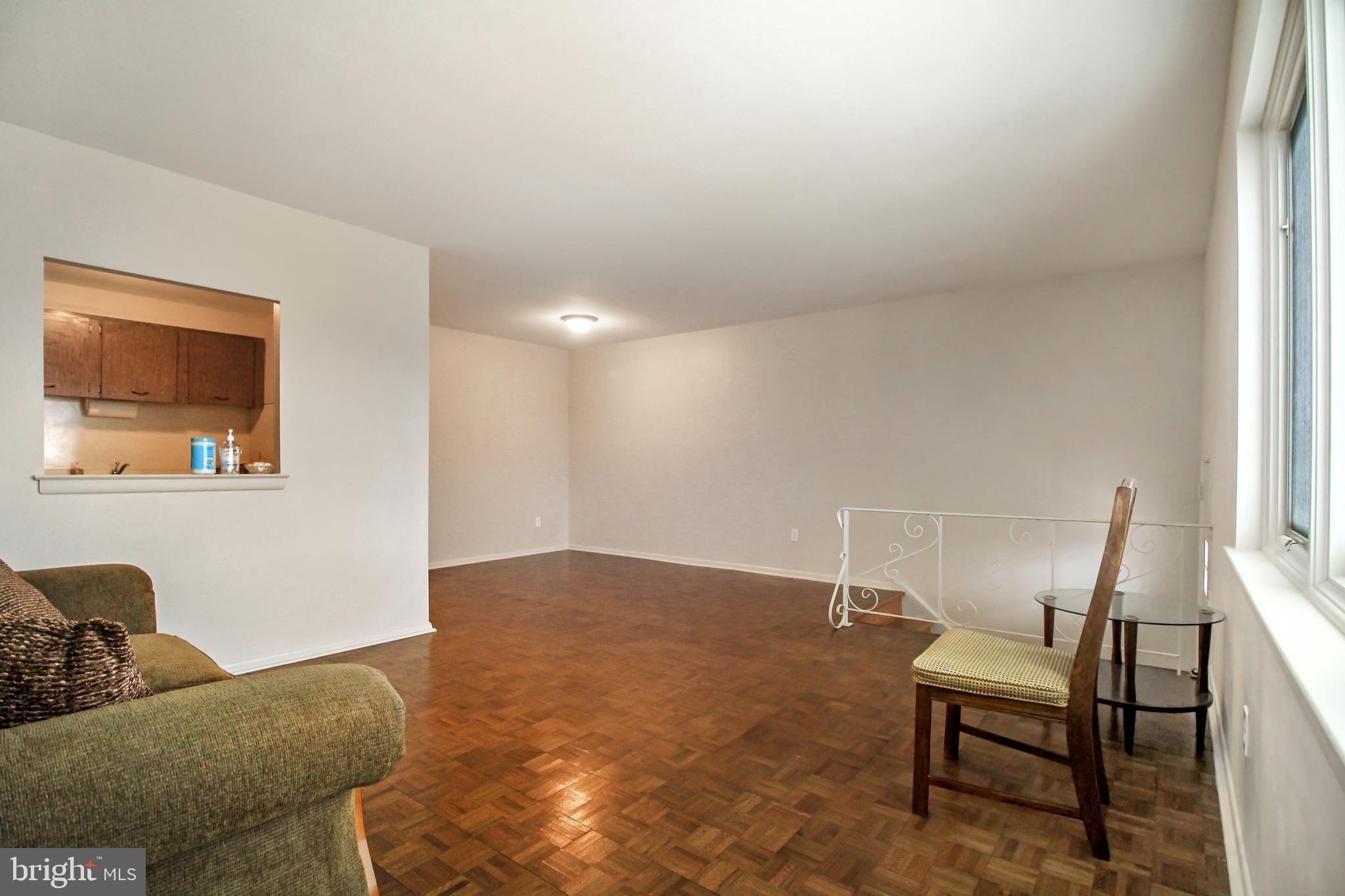 10810 Heflin Road Philadelphia, PA 19154 - Photo 10 of 32 Gallery Image 10