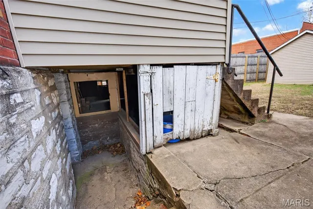 $209,999 | 4827 Miami Street, St. Louis, MO 63116