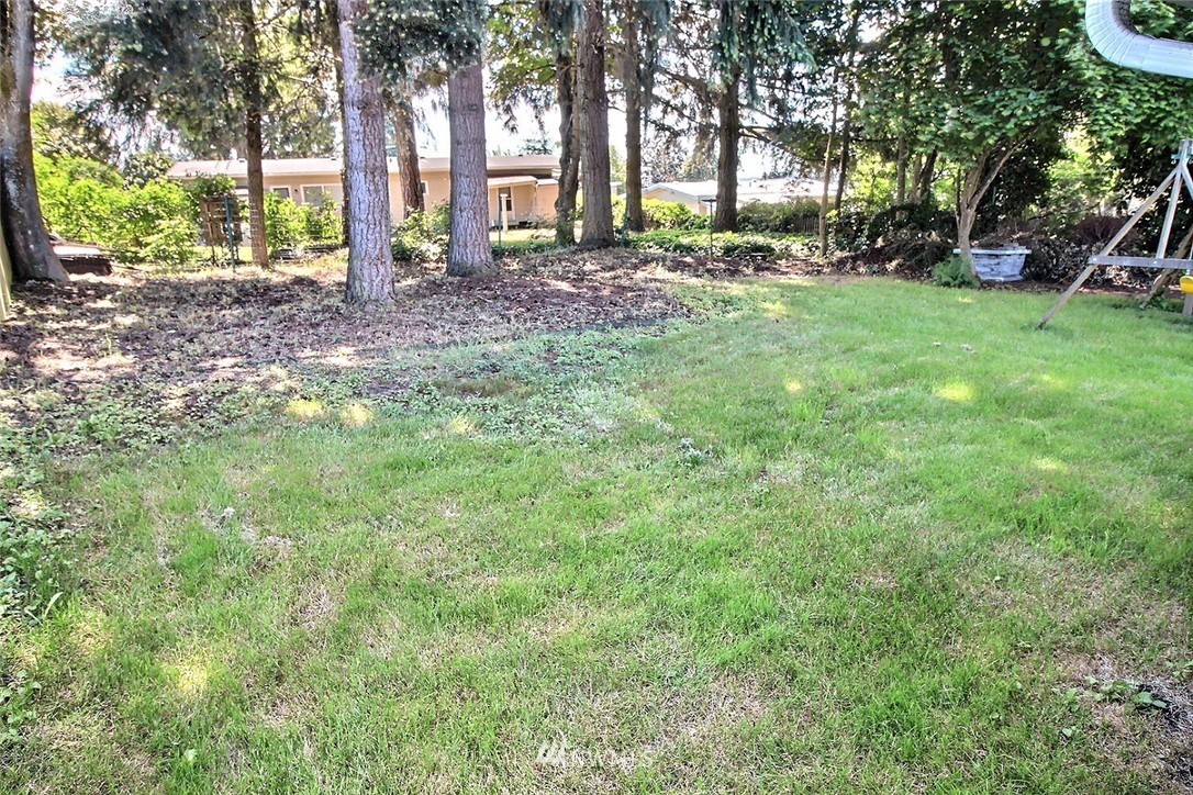 2303 Northeast 8th Place Renton, WA 98056 - Photo 22 of 25 Gallery Image 22