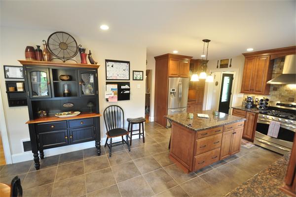 19 Nelson Street Georgetown, MA 01833 - Photo 9 of 29 Gallery Image 9