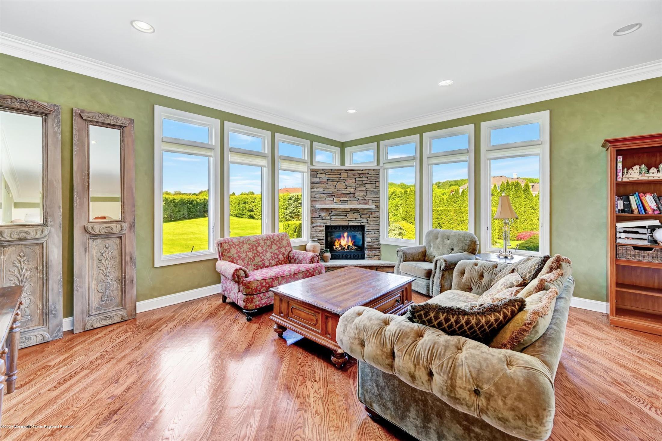 24 Shallow Brook Road Morganville, NJ 07751 - Photo 11 of 71 21-Family