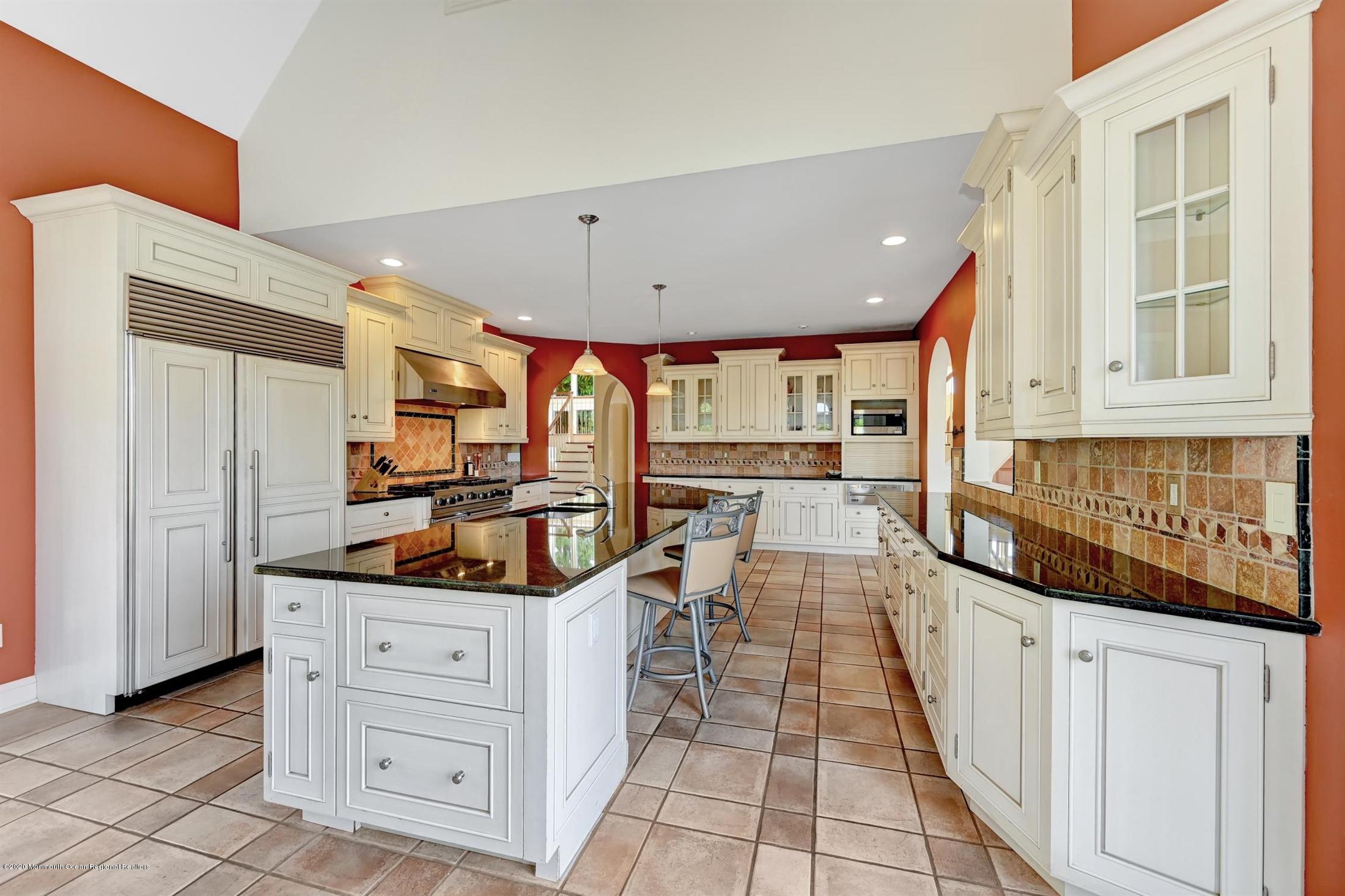 24 Shallow Brook Road Morganville, NJ 07751 - Photo 14 of 71 24-Kitchen