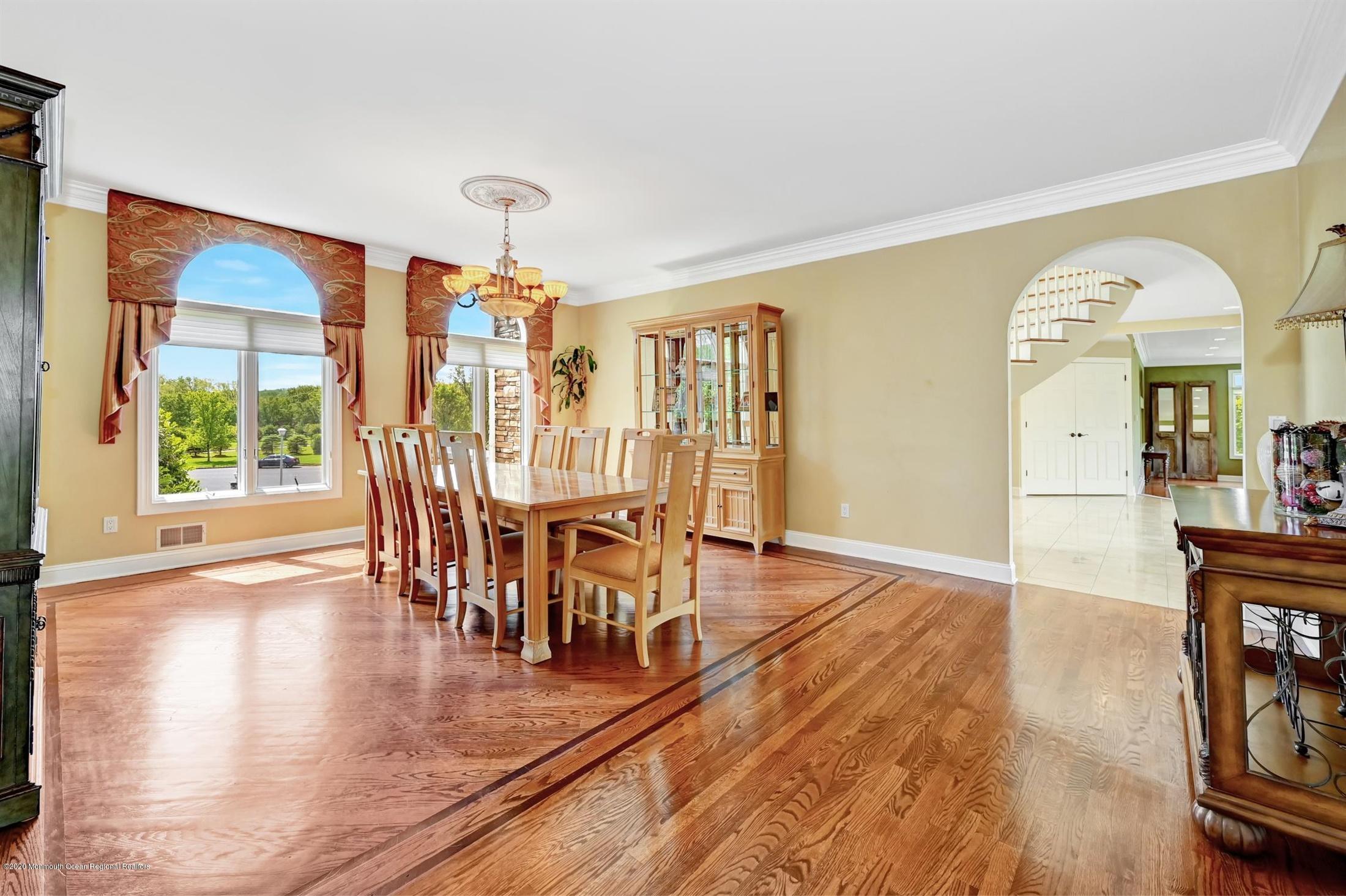 24 Shallow Brook Road Morganville, NJ 07751 - Photo 18 of 71 28-Dining