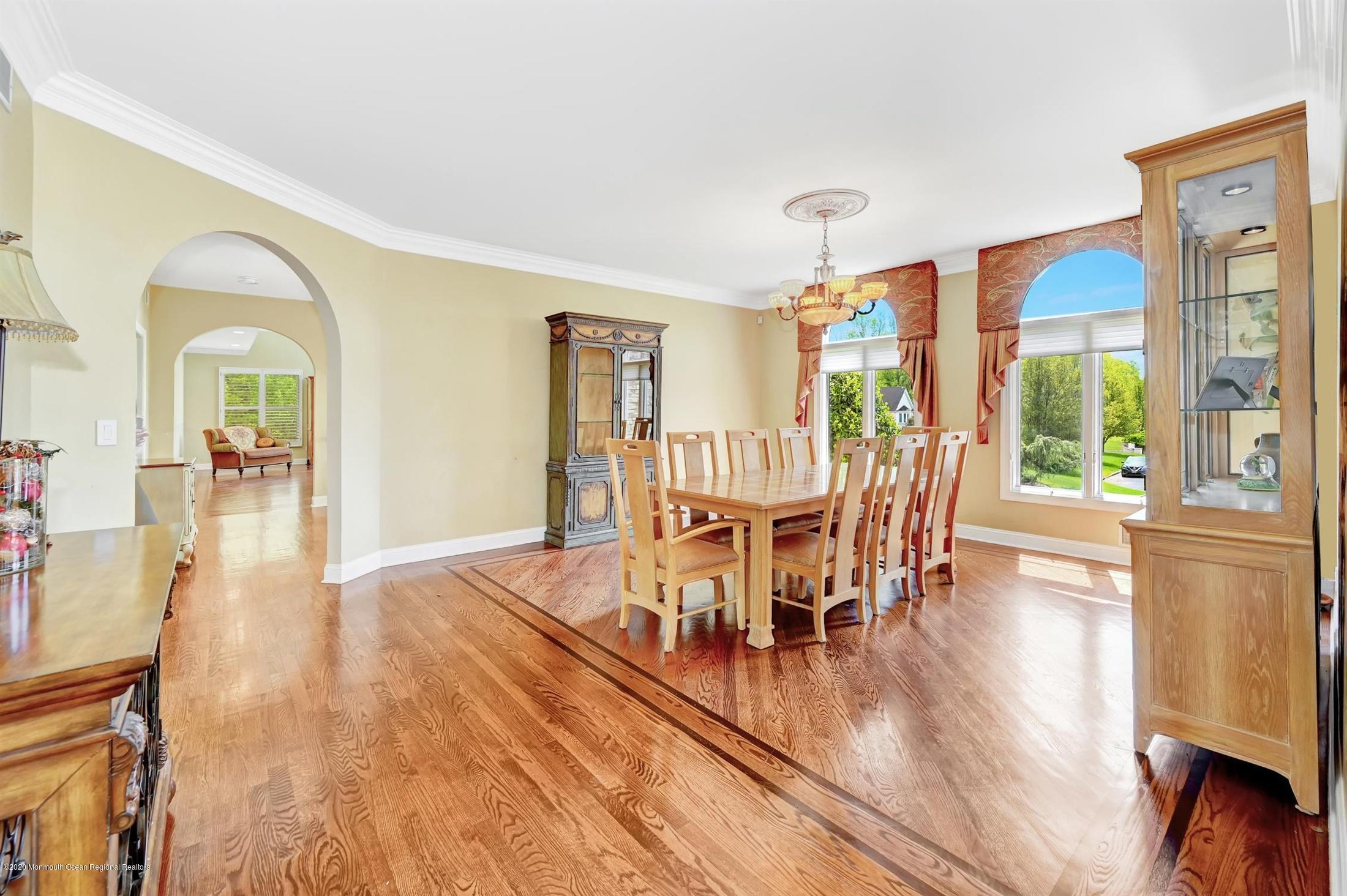 24 Shallow Brook Road Morganville, NJ 07751 - Photo 21 of 71 31-Dining