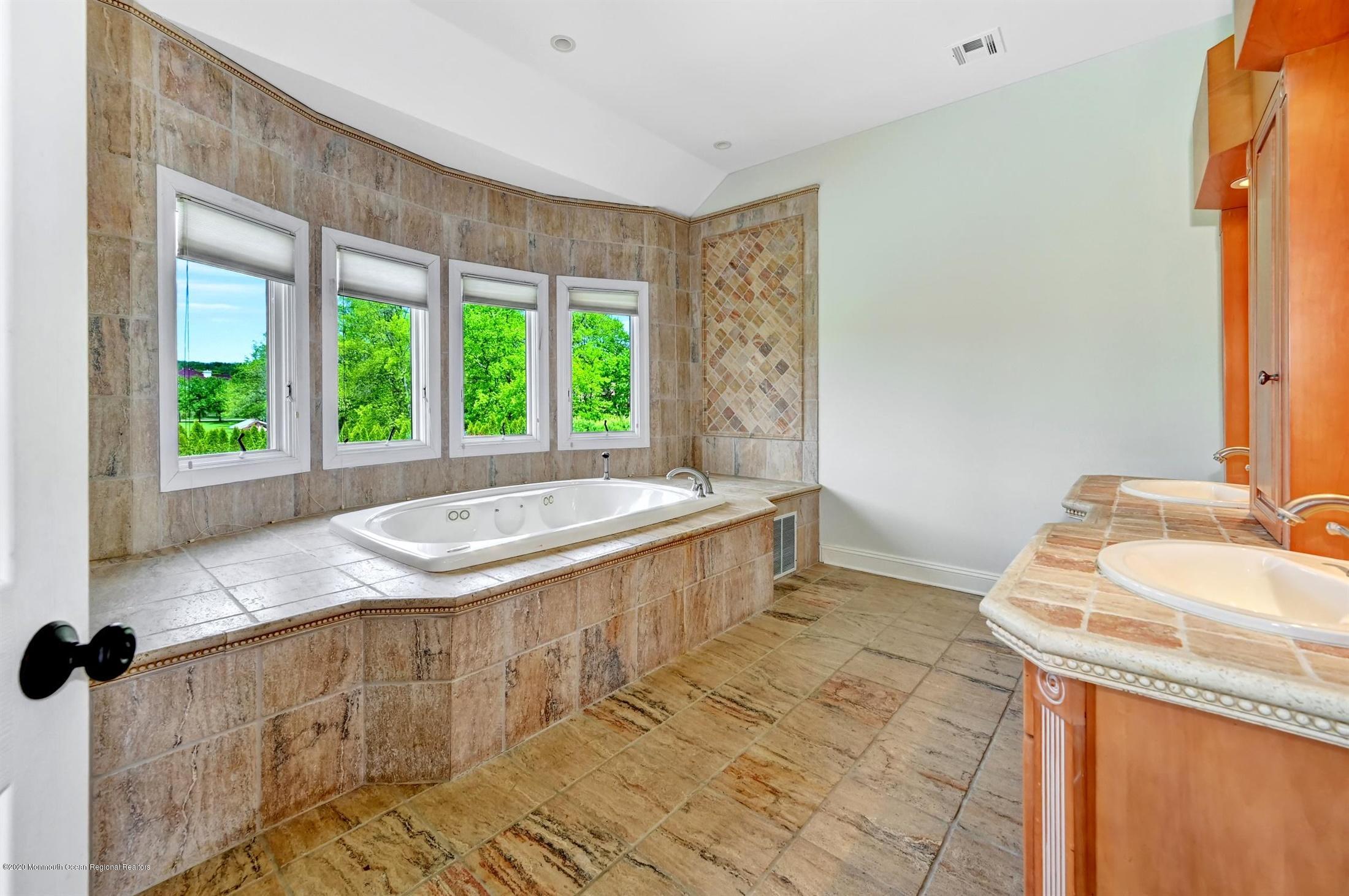 24 Shallow Brook Road Morganville, NJ 07751 - Photo 31 of 71 41-Master Bathroom