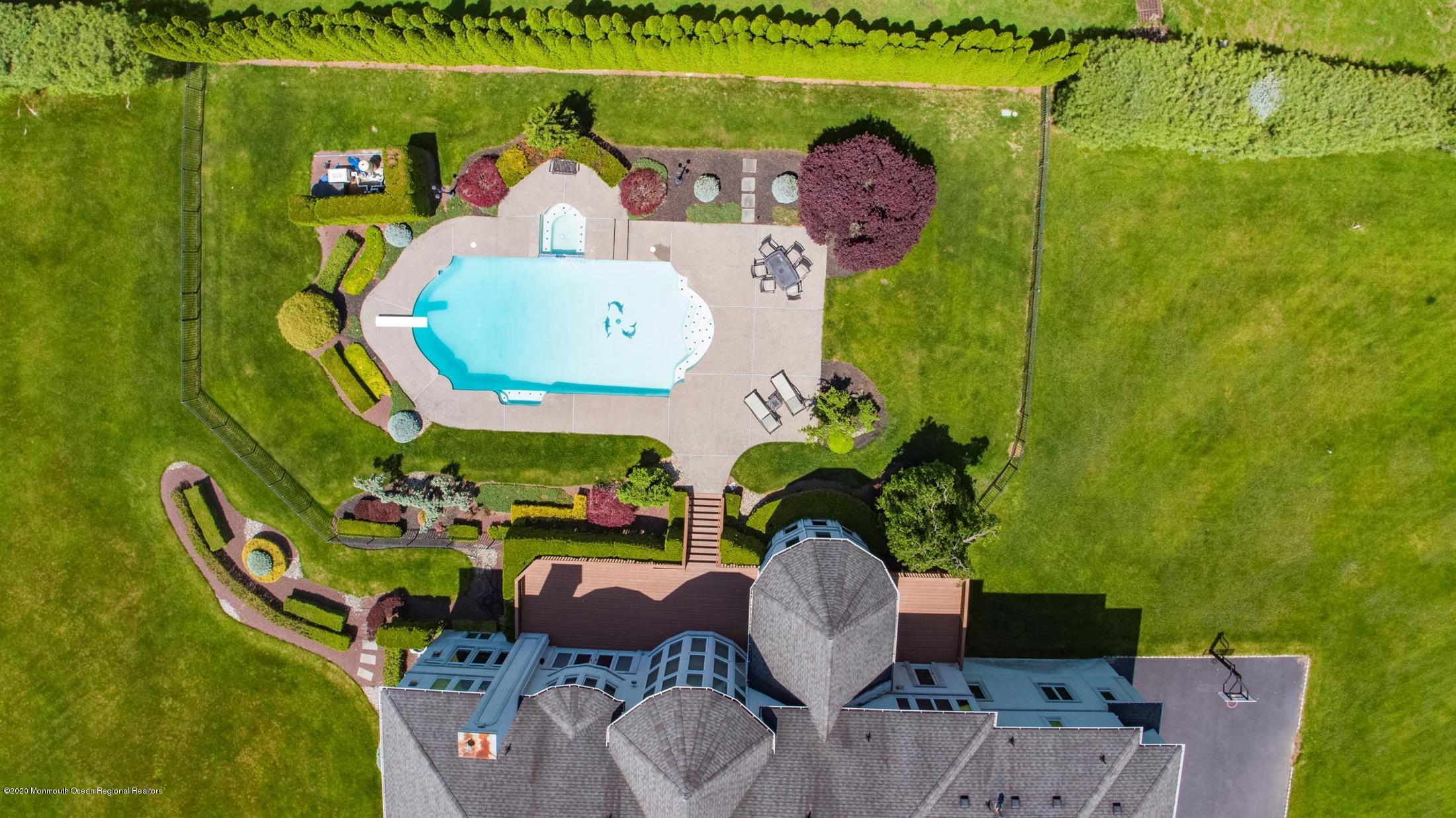 24 Shallow Brook Road Morganville, NJ 07751 - Photo 61 of 71 13-3917712