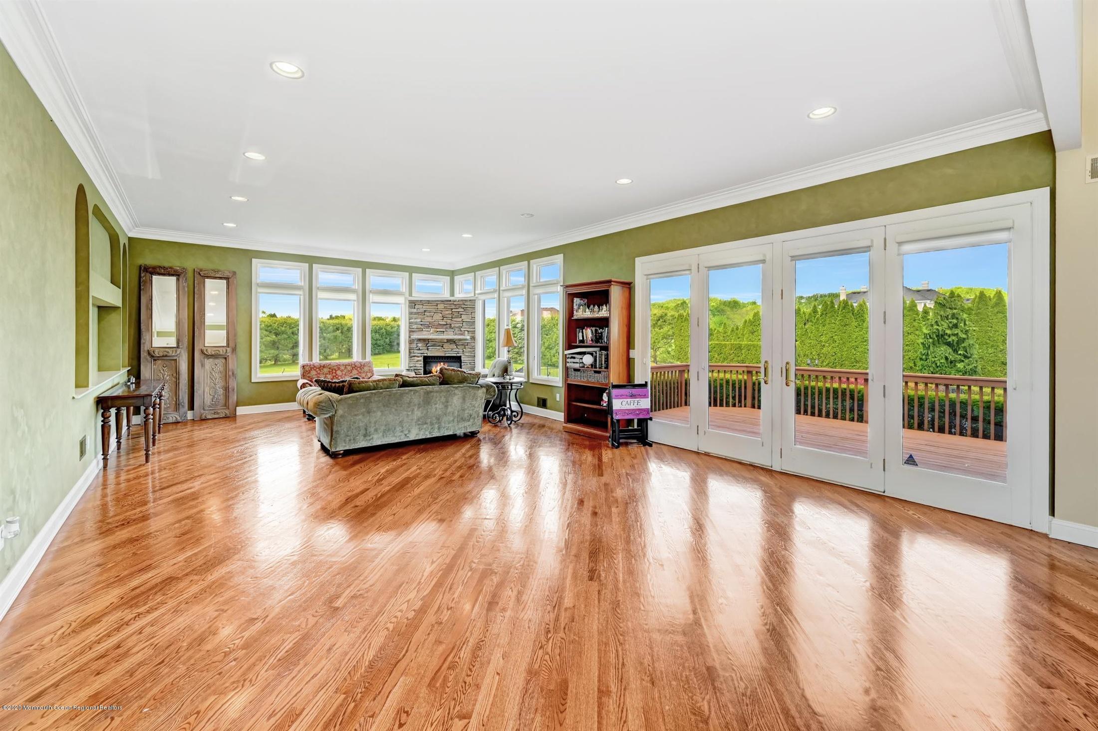 24 Shallow Brook Road Morganville, NJ 07751 - Photo 10 of 71 20-Family