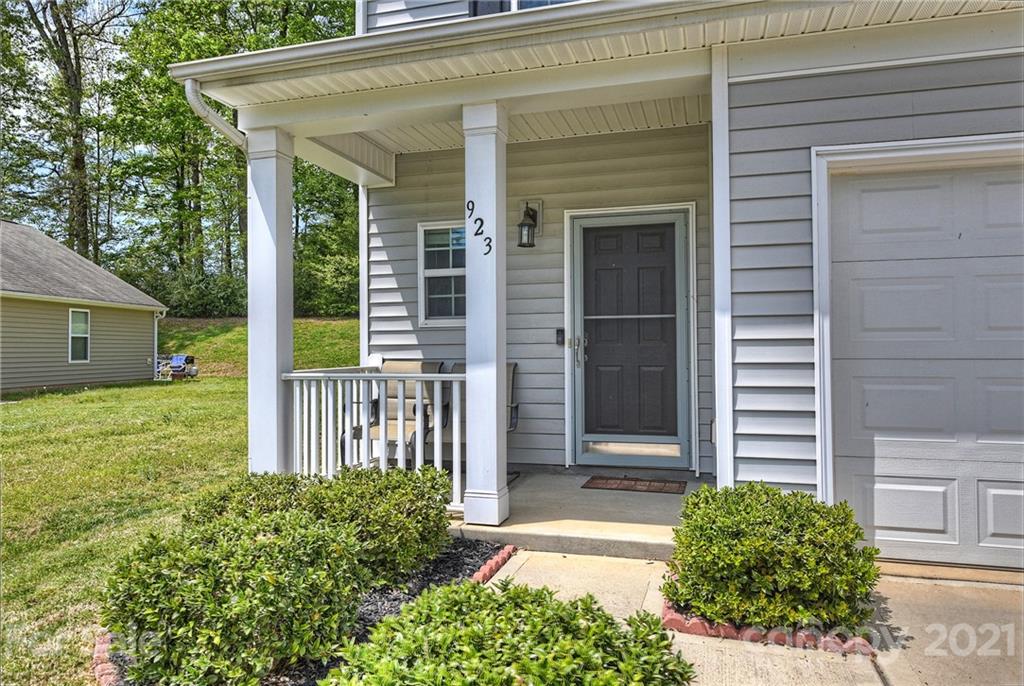 923 Rook Road Charlotte, NC 28216 - Photo 2 of 36 a view of a house with a yard