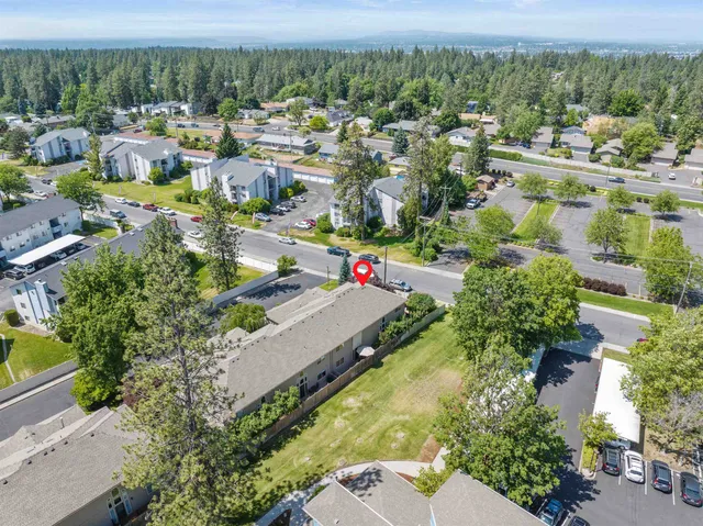$460,000 | 3001 Winthrop Lane, Unit 3001, Spokane, WA 99203