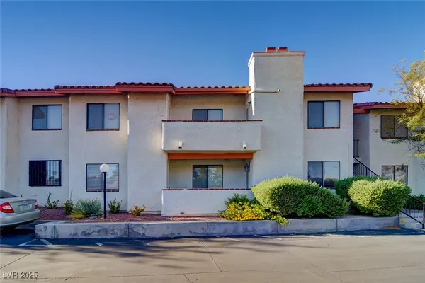 $1,050 | 1701 East Katie Avenue, Unit 95, Las Vegas, NV 89119