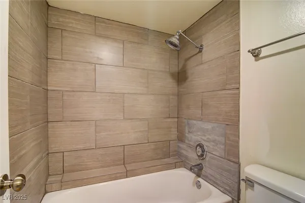 $1,050 | 1701 East Katie Avenue, Unit 95, Las Vegas, NV 89119