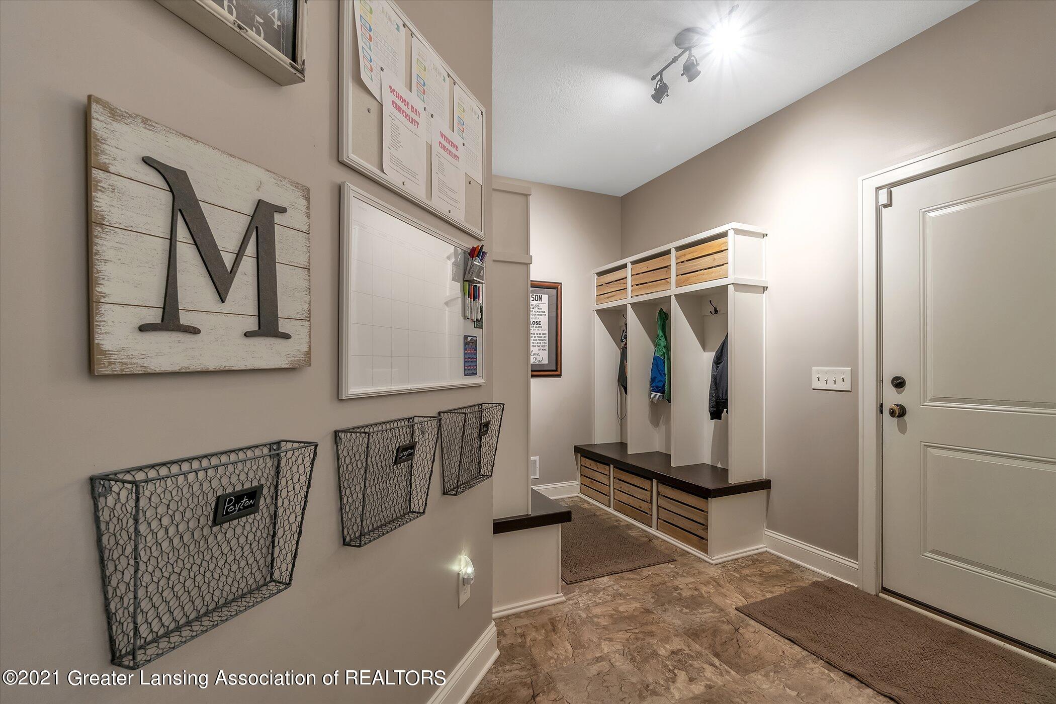 16070 Center Road East Lansing, MI 48823 - Photo 21 of 52 25-16070 Center Rd-Windowstill Real Esta