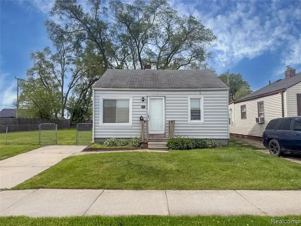 $74,900 | 2266 John B Avenue, Warren, MI 48091