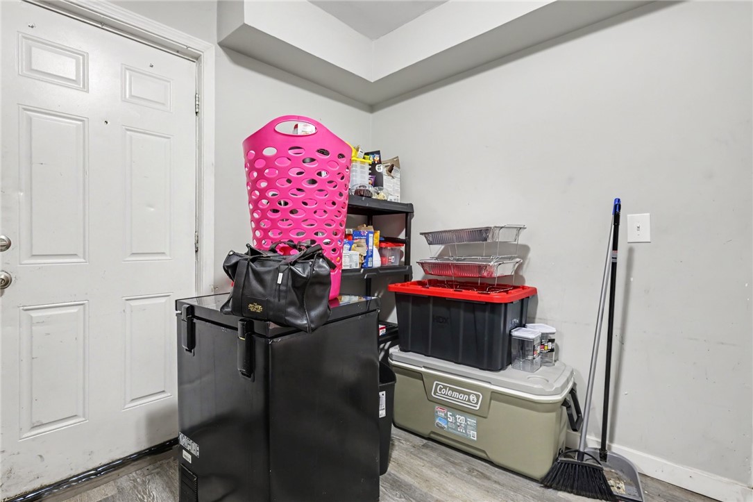 381 Grand Avenue Rochester, NY 14609 - Photo 13 of 15 Gallery Image 13