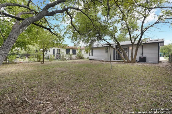 $1,300 | 435 West Bedford Avenue, San Antonio, TX 78226