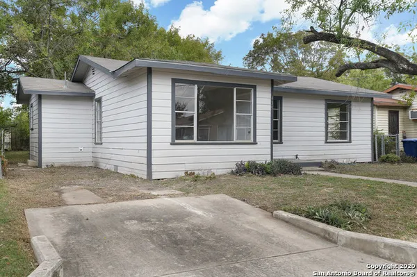 $1,300 | 435 West Bedford Avenue, San Antonio, TX 78226