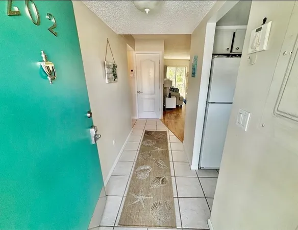 $6,500 | 1215 South Portofino Drive, Unit 202, Sarasota, FL 34242