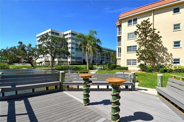 $6,500 | 1215 South Portofino Drive, Unit 202, Sarasota, FL 34242