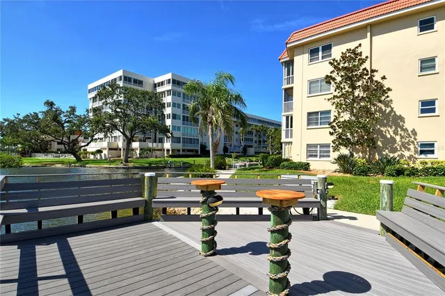 $6,500 | 1215 South Portofino Drive, Unit 202, Sarasota, FL 34242