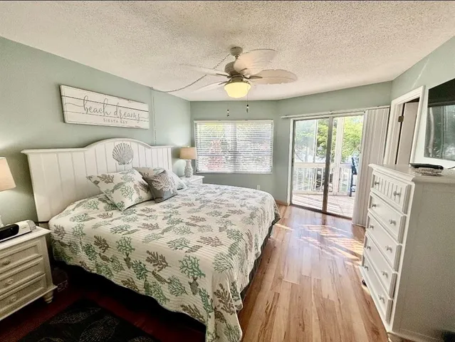 $6,500 | 1215 South Portofino Drive, Unit 202, Sarasota, FL 34242