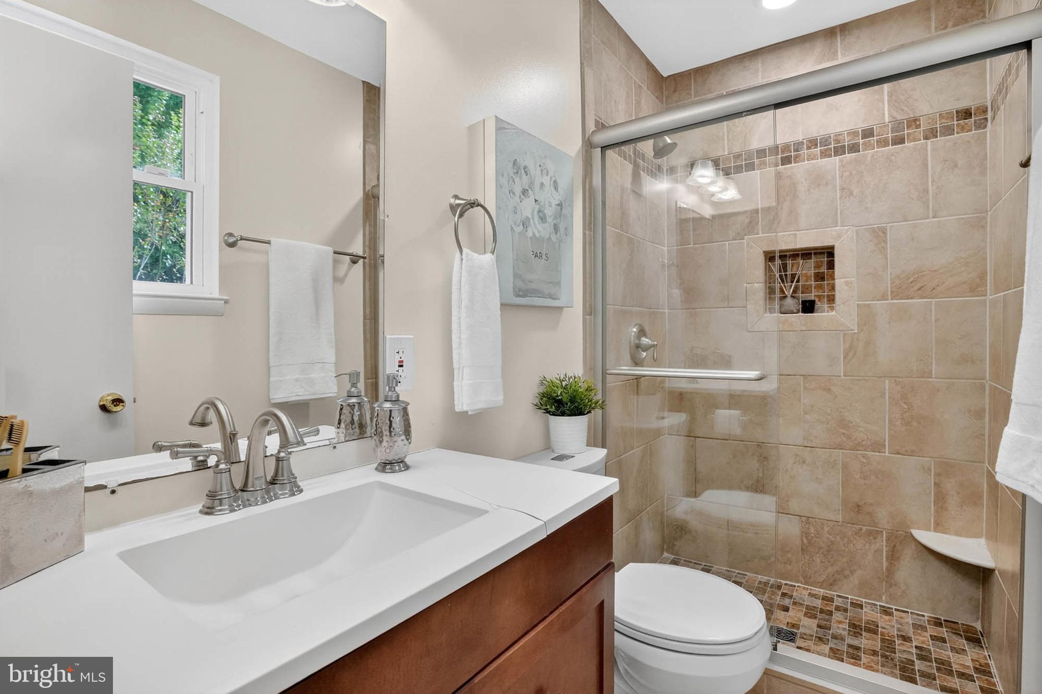 8408 Snowden Loop Laurel, MD 20708 - Photo 16 of 32