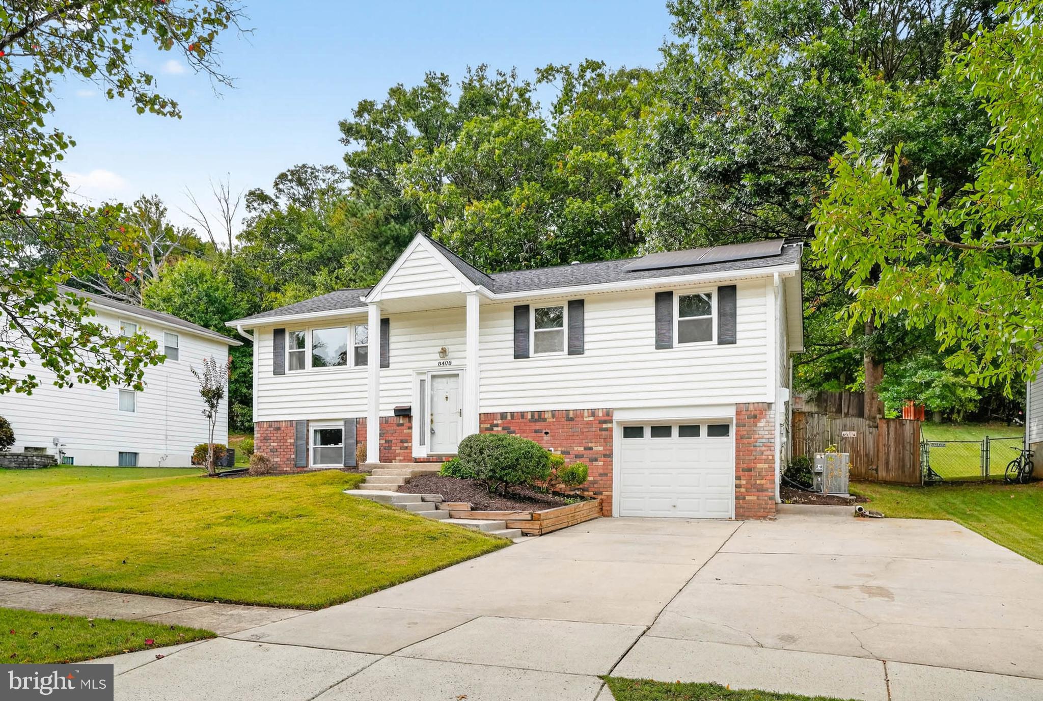 8408 Snowden Loop Laurel, MD 20708 - Photo 2 of 32