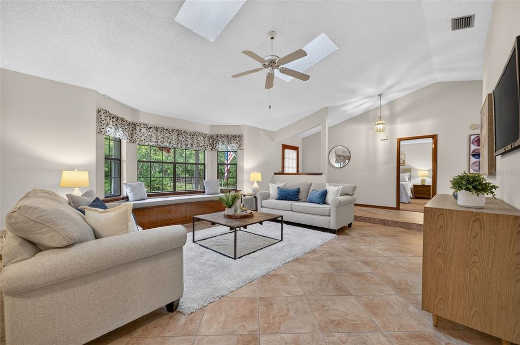 2968 South Tanner Road Orlando, FL 32820 - Photo 6 of 37 Gallery Image 6