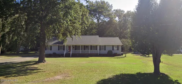 $289,000 | 406 Walking Stick Trail, Clinton, NC 28328