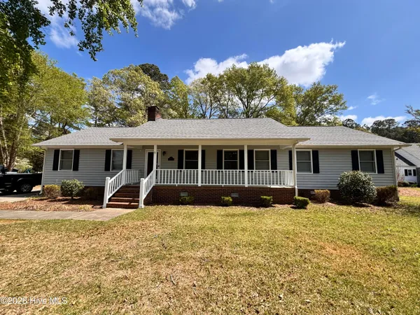 $289,000 | 406 Walking Stick Trail, Clinton, NC 28328