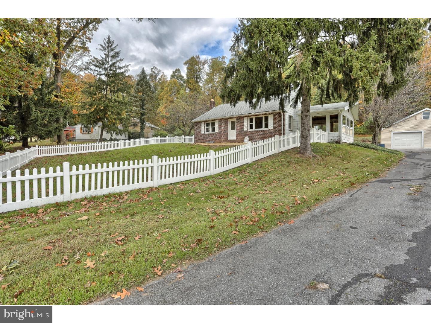 489 Hunters Road Mohnton, PA 19540 - Photo 5 of 25