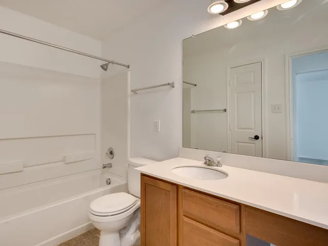 $1,995 | 6705 Crosne Street, Austin, TX 78754