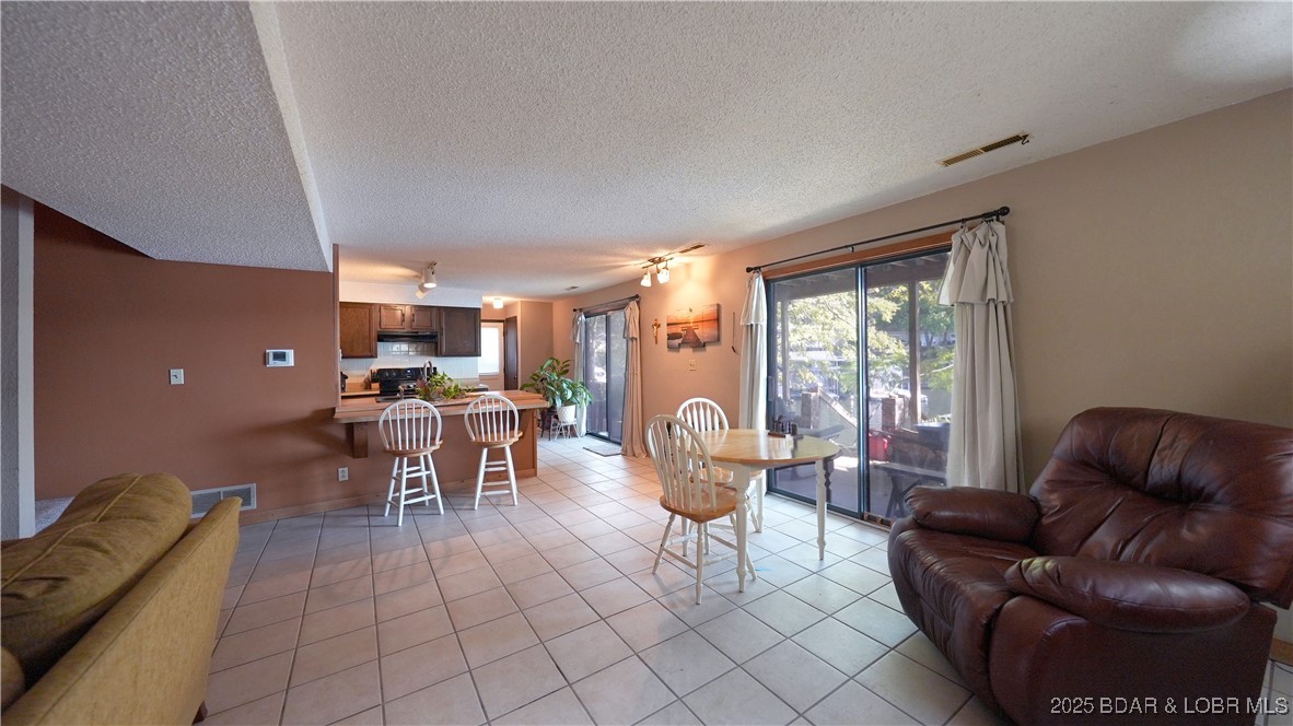 86 Swallow Point Sunrise Beach, MO 65079 - Photo 4 of 37