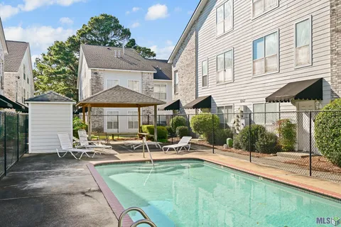 $140,000 | 5147 Nicholson Drive, Unit 68, Baton Rouge, LA 70820