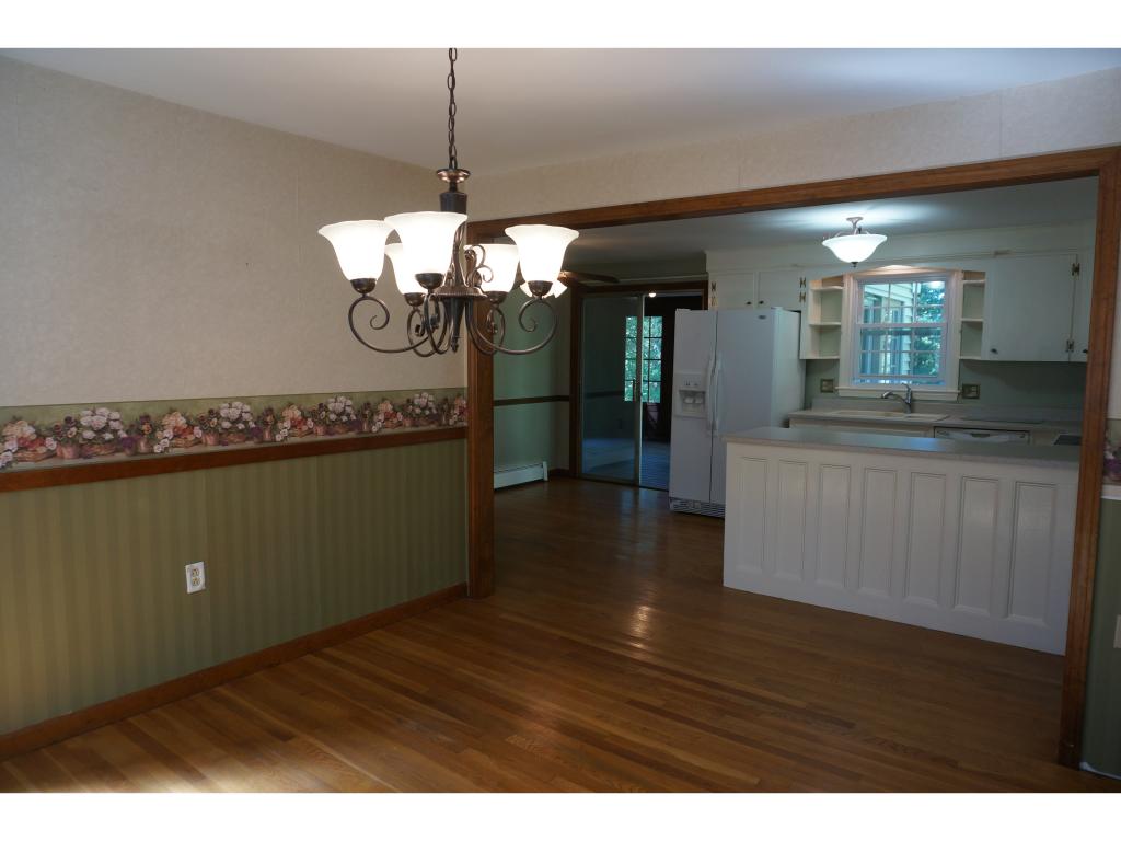 6 Pettingale Road Amherst, NH 03031 - Photo 4 of 21