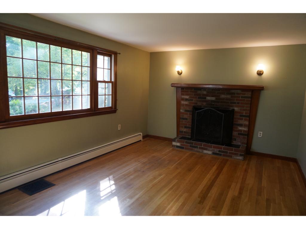 6 Pettingale Road Amherst, NH 03031 - Photo 5 of 21